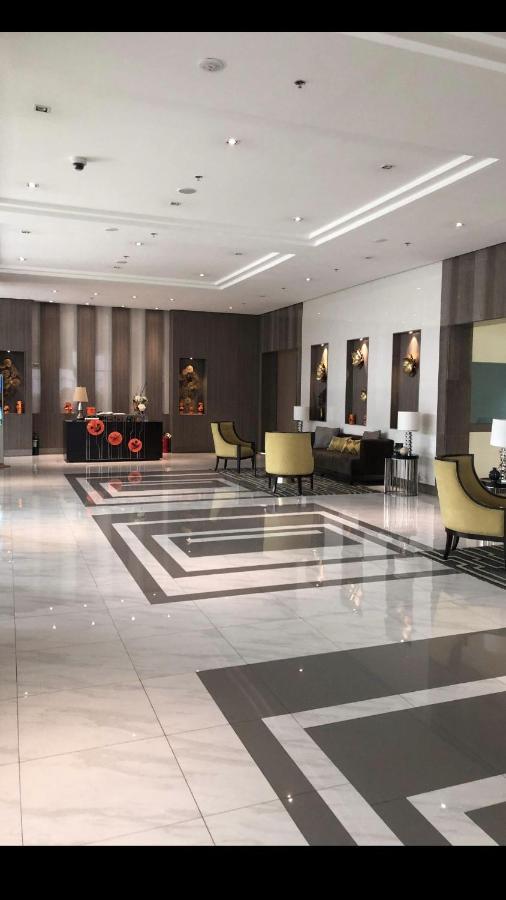 Robles' Unit At 81 Newport Boulevard Manila Exteriér fotografie
